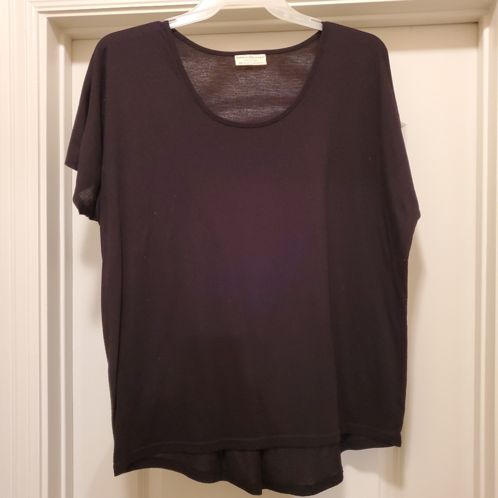 Black t shirt